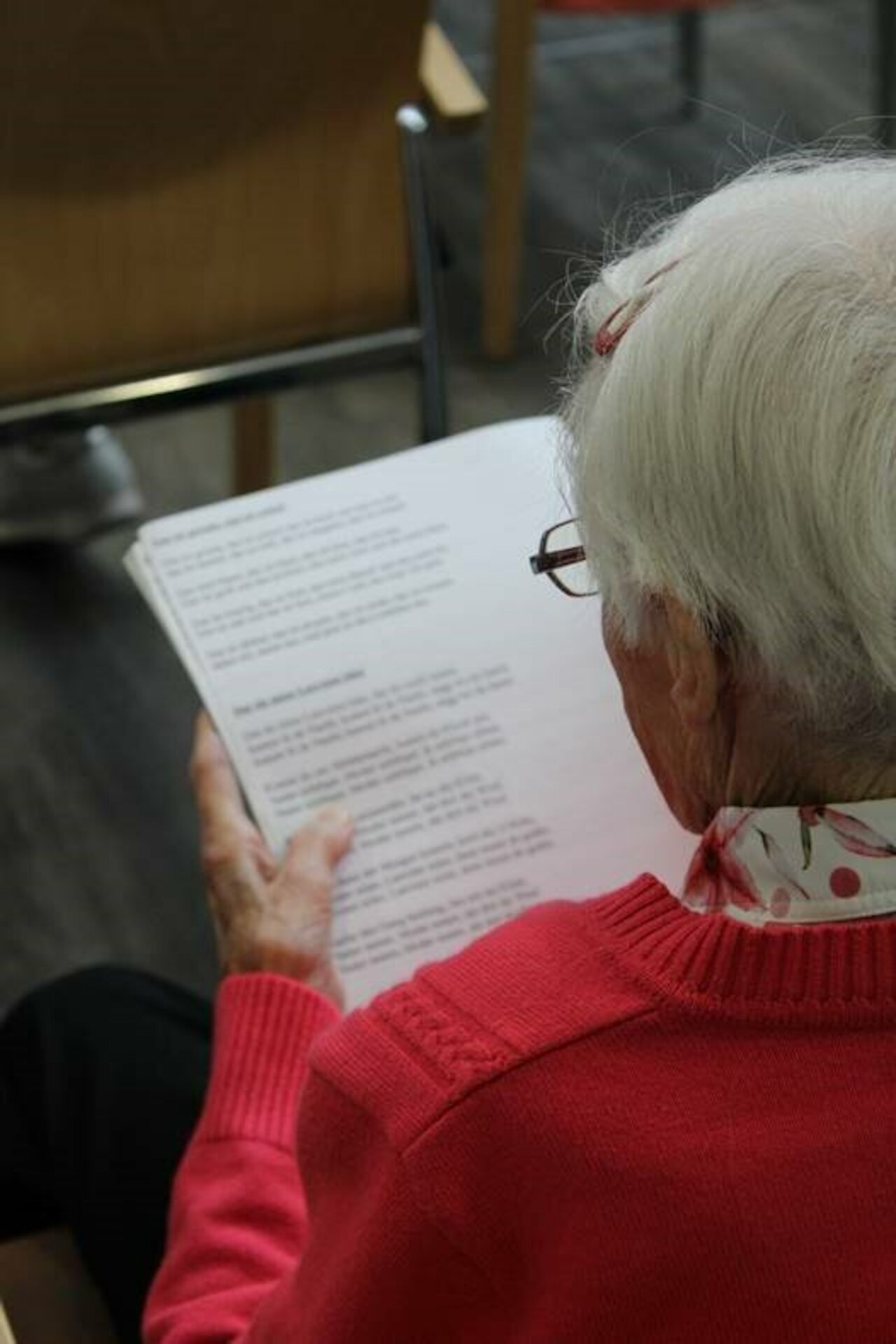Gemeinsames Singen im Foyer Image 5